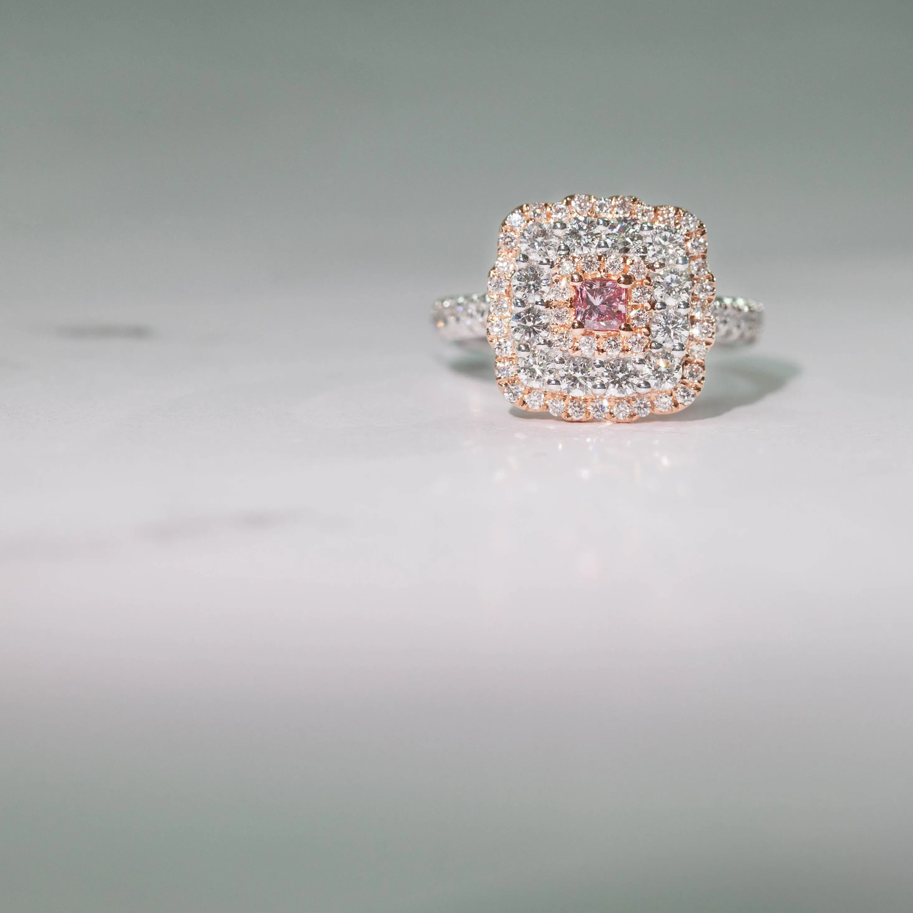 18ct White & Rose Gold .20ct Pink Diamond Ring