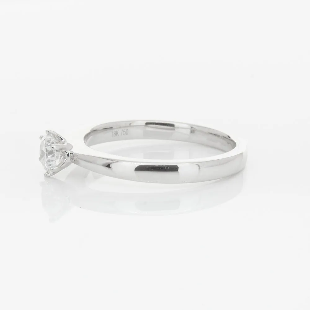 18ct White Gold .30ct Diamond Venetian Ring