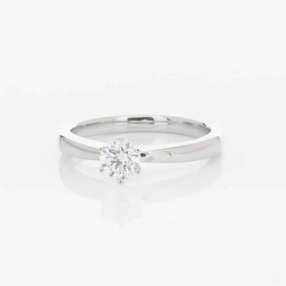 18ct White Gold .30ct Diamond Venetian Ring