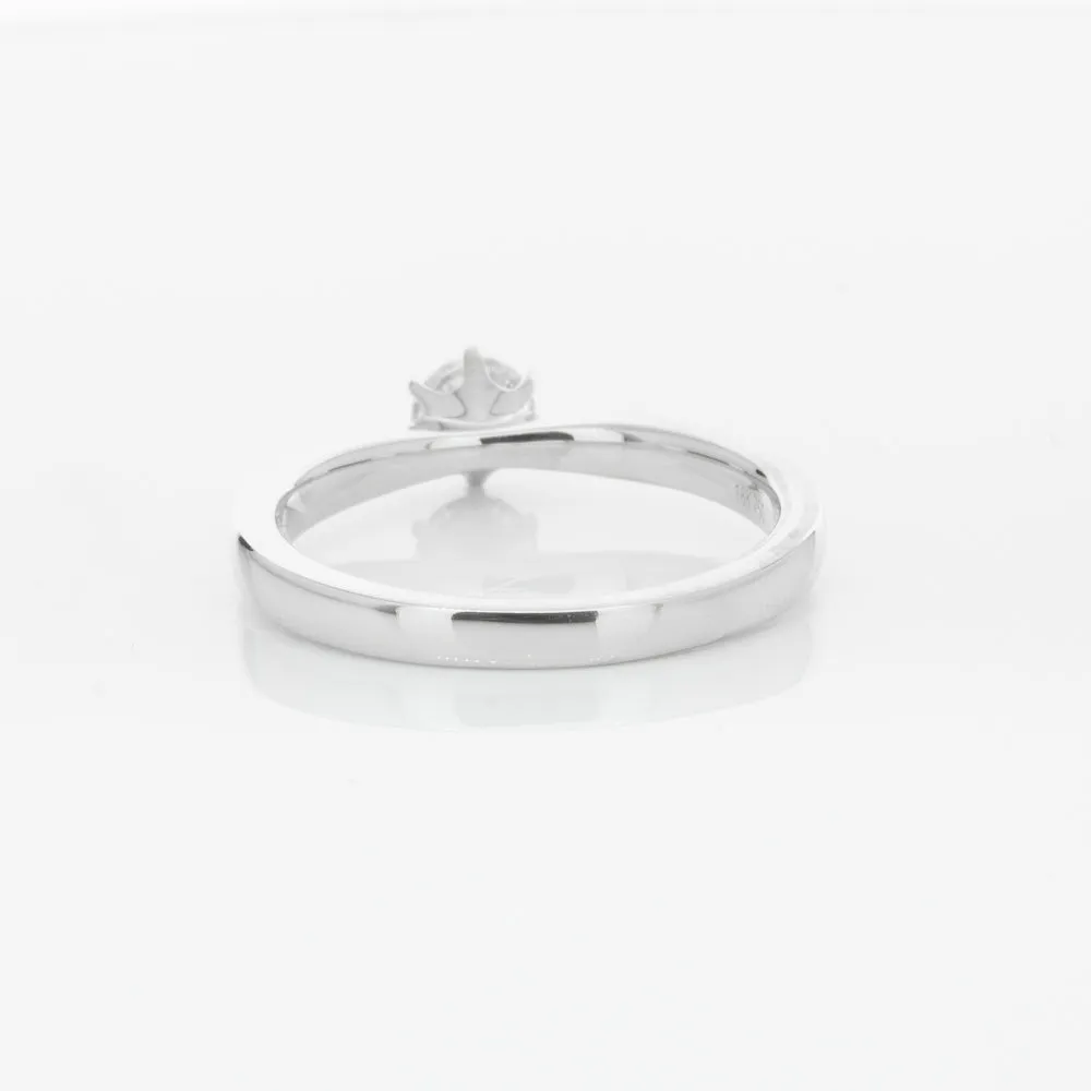 18ct White Gold .40ct Diamond Nova Ring