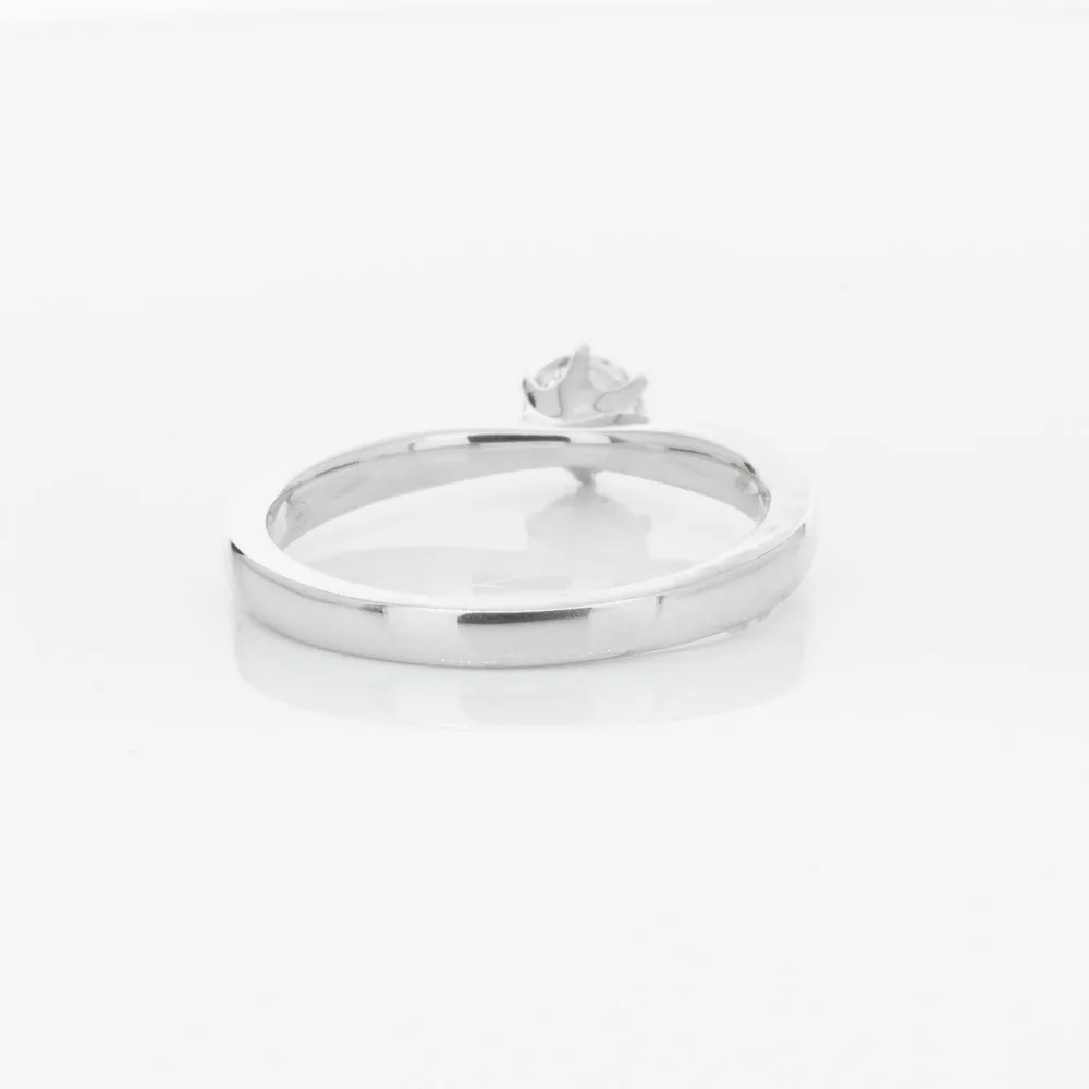 18ct White Gold .40ct Diamond Nova Ring