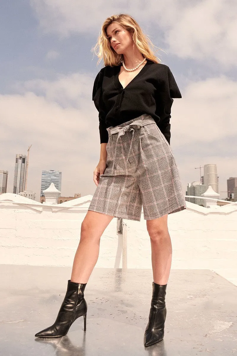 A Pair Of Wide Woven Plaid Shorts