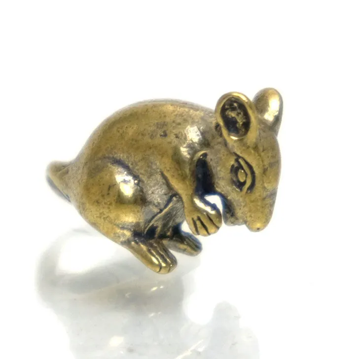 Brass statue, Rat