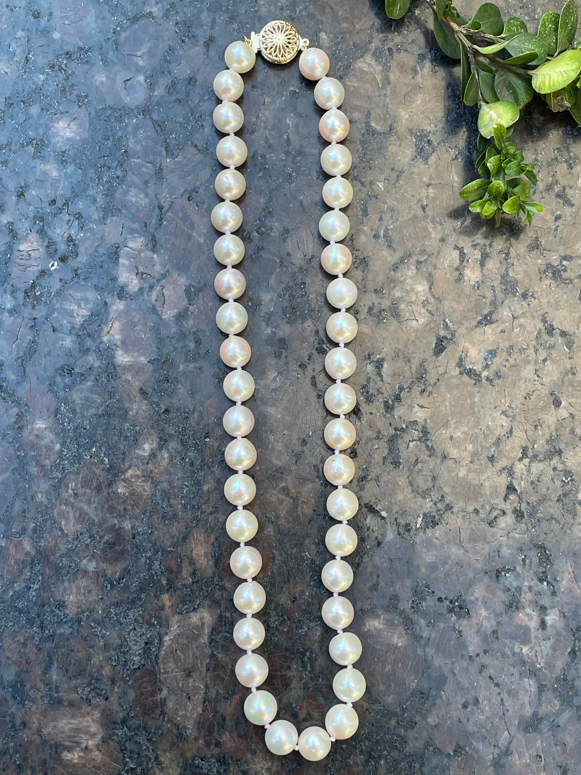 Vintage Cultured 9.5mm Japanese White Pearl 17.5 Strand Necklace 14k YG