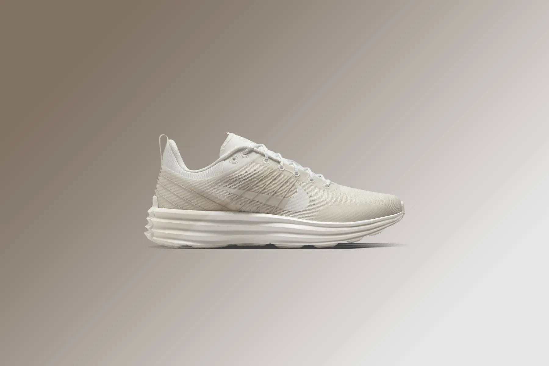 Women's Lunar Roam - Summit White/Summit White/Phantom