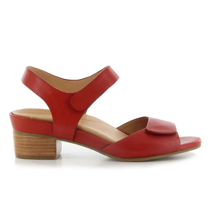 Ziera Women's Ava Wide Red